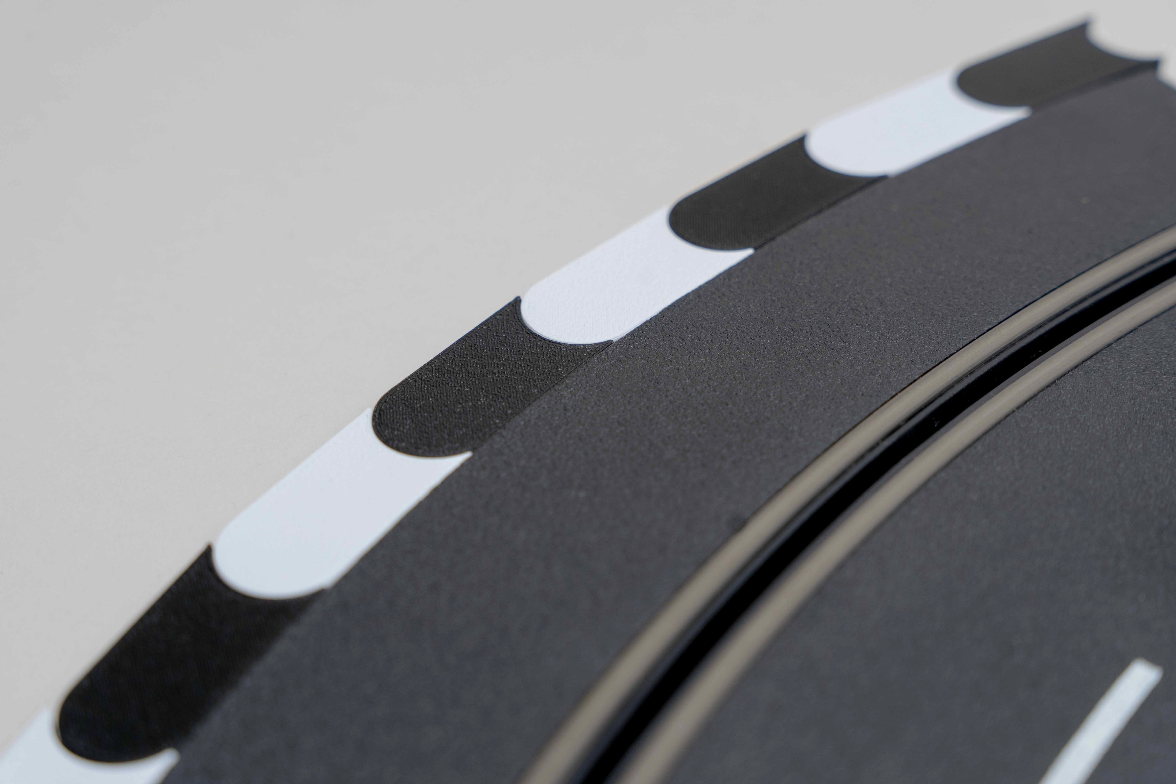 Slotcar Curbs für Slotcar-Rennbahnen Maßstab 1:32 / 1:24 Passend für Carrera